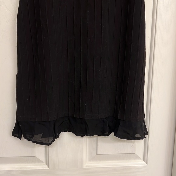 Sexy and sophisticated LBD from Stone Cold Fox - Picture 2 of 2